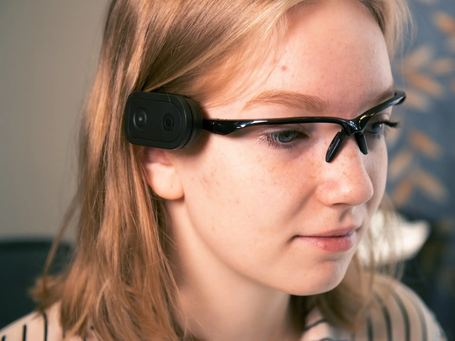 Zono 2 user with Eyewear Kit 3